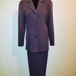 Giorgio Fiorlini Collection, Pantsuit, 2-pc Purple Pin-Stripes, Size-12, Front